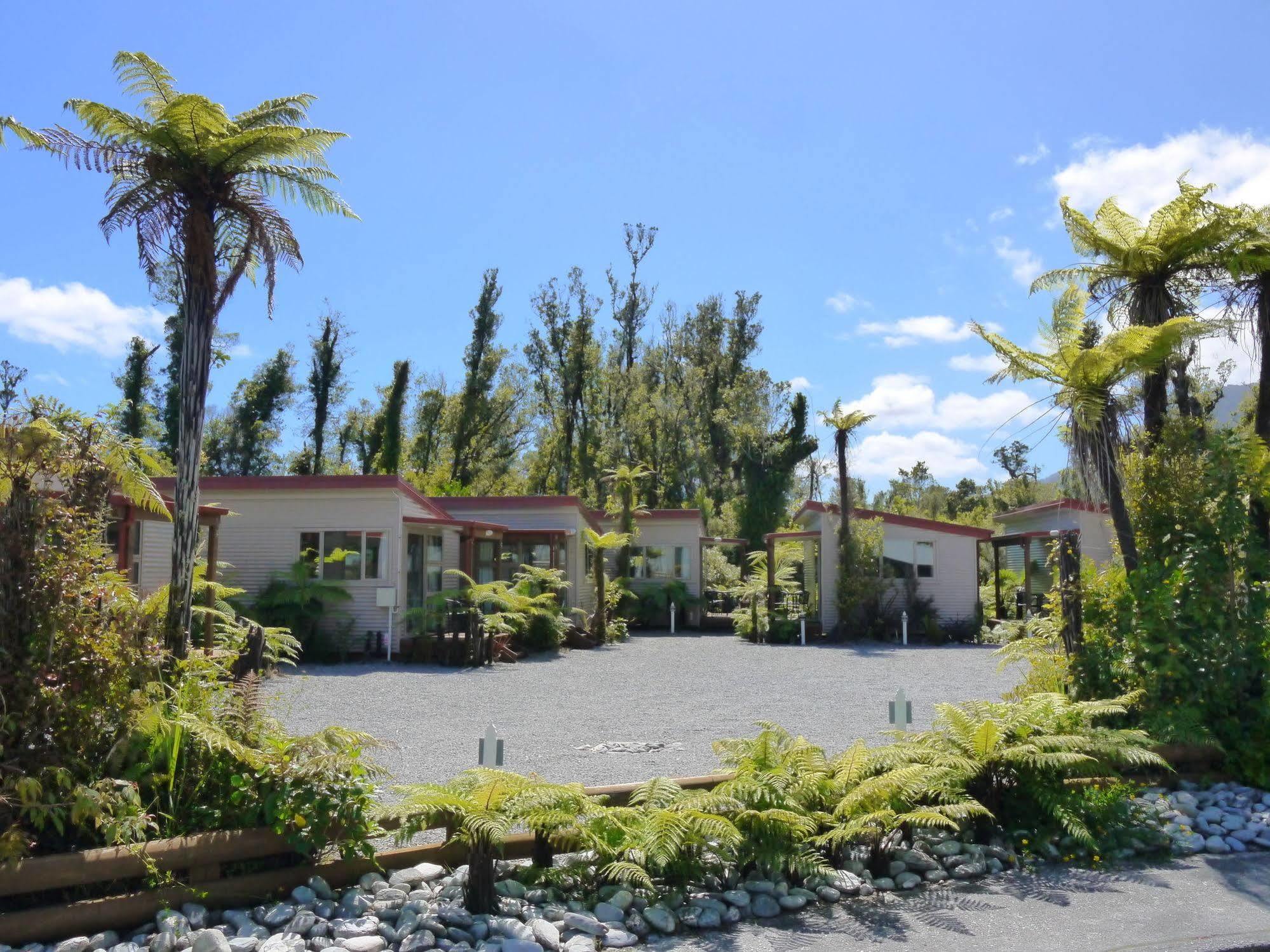 10 Cottages Franz Josef Εξωτερικό φωτογραφία